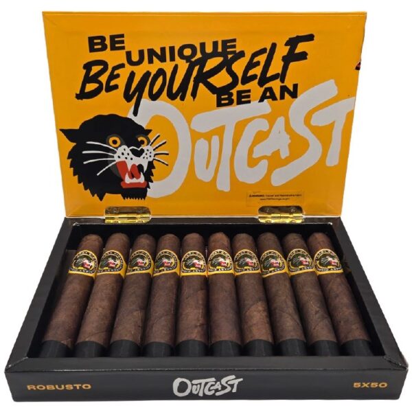 OUTCAST ROBUSTO 10CT